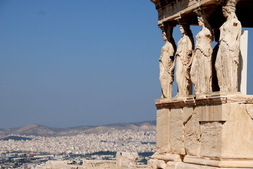 колонны акрополя в греции где проводили первый марафон